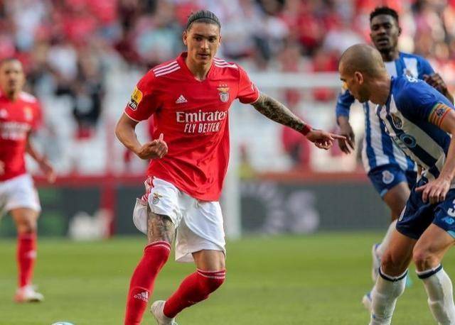  今晚那不勒斯官宣签约——葡超节点到来，更衣室稳定，团队化学反应显著-LoL